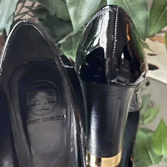 Tory Burch Black Heels with Gold Emblem - Picture 5 of 7